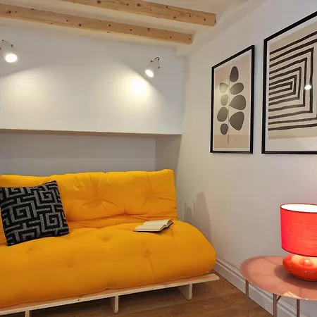 Centro Downtown Premium Apartment