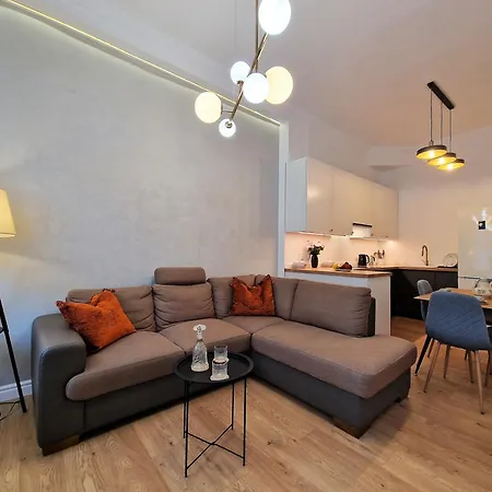 Centro Downtown Premium Apartment *